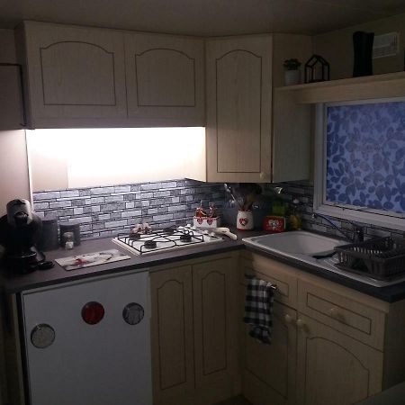 Gite Mobile Home Reamenage A Ugine Entre Albertville Et Annecy Bagian luar foto