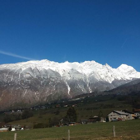 Gite Mobile Home Reamenage A Ugine Entre Albertville Et Annecy Bagian luar foto