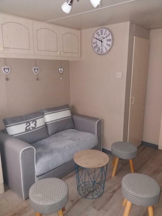 Gite Mobile Home Reamenage A Ugine Entre Albertville Et Annecy Bagian luar foto